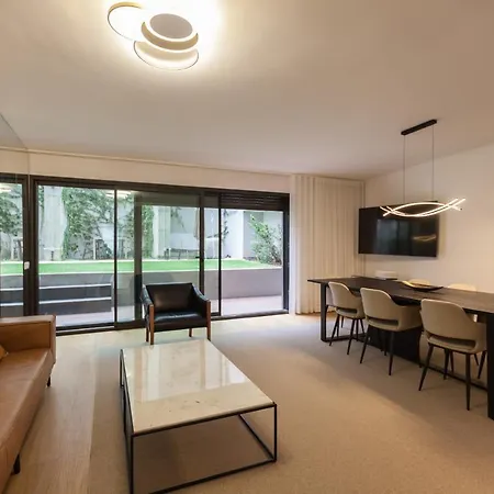 Flh Graca Stylish Terrace Apartman *